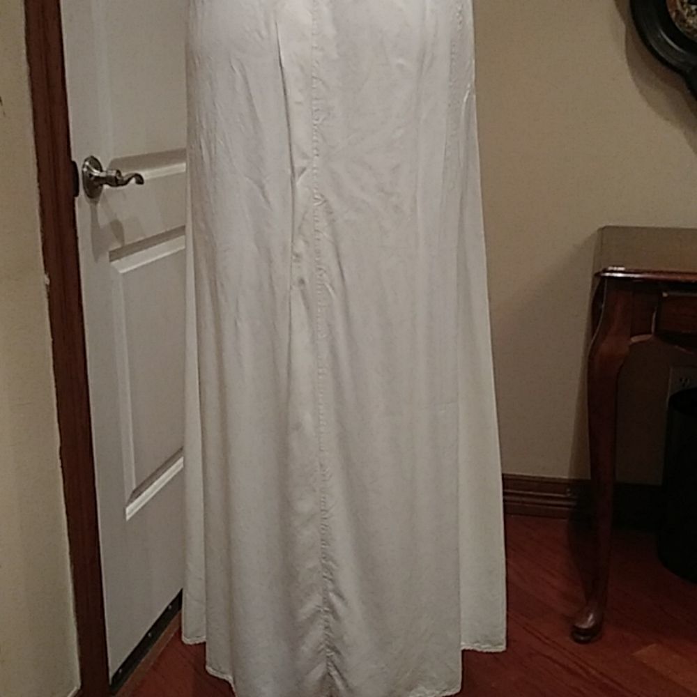Dress - Picture 5 of 5